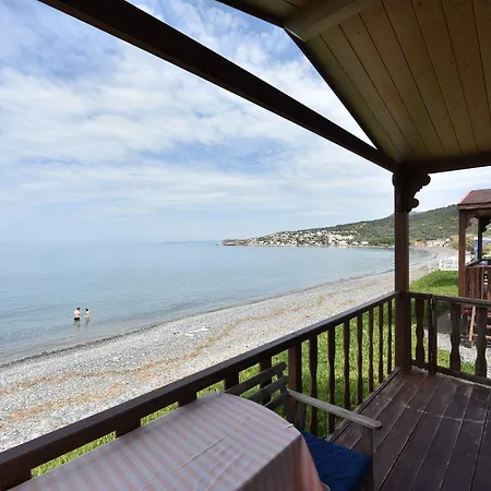 Pensjonat Lipsos Yeniliman