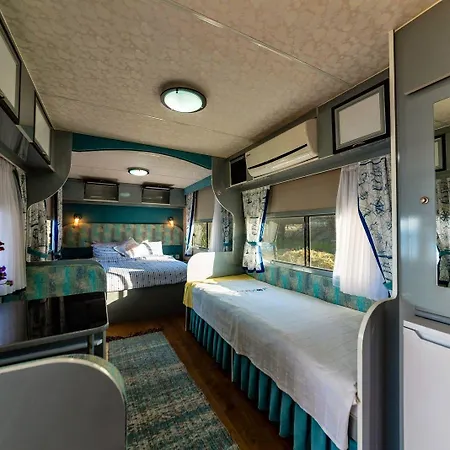 Lipsos Pensión Yeniliman