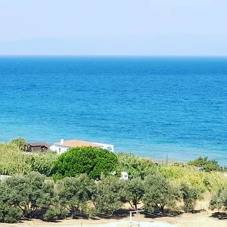 Lipsos بيت ضيافة Yeniliman